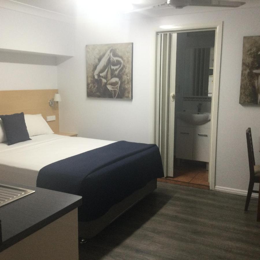 Ayrline Motel Экстерьер фото