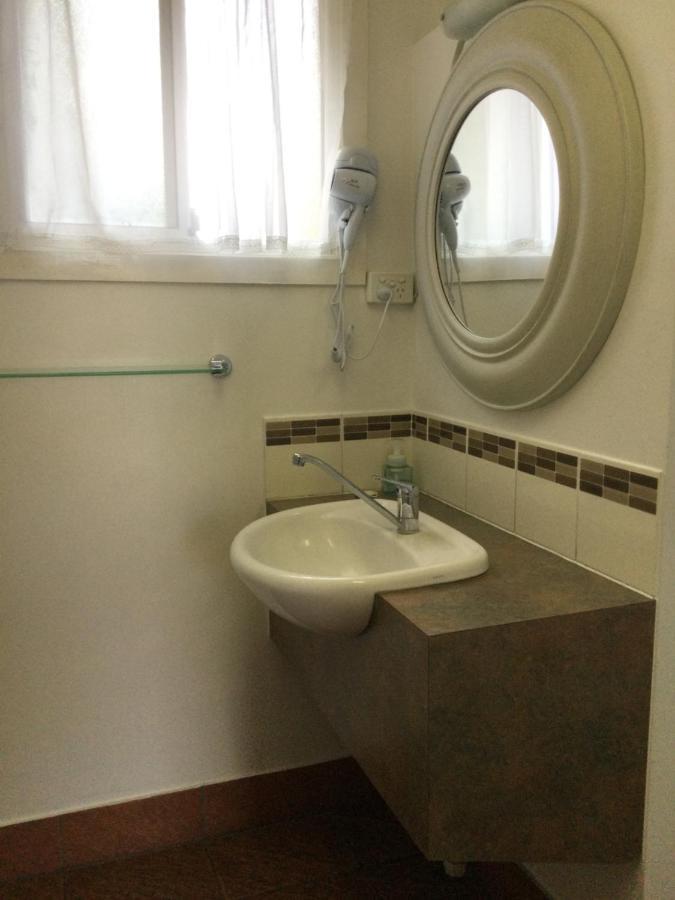 Ayrline Motel Экстерьер фото